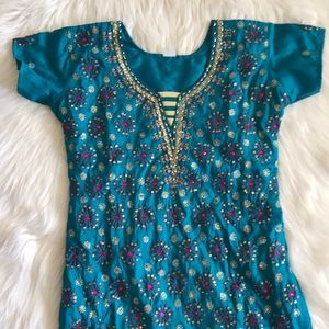 Indian shalwar kameez